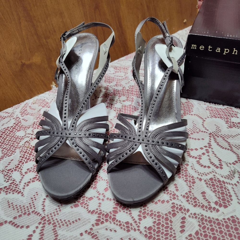 Pewter Gray Satin Heels With Bling NIB size 11